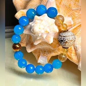 BLUE AGATE + JAK HORNS NATURAL STONES BRACELET size 7.5”